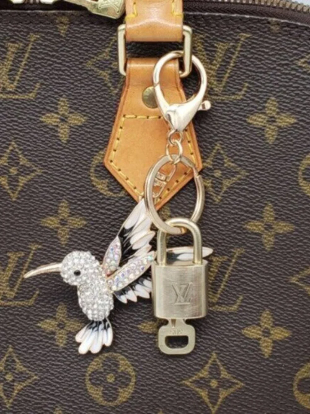 Authentic Louis Vuitton Gold Padlock 🔒 Shiny LV Key + Bag Unbranded Bird Charm